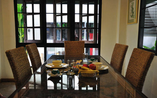Guest house Baan Hanibah 2*