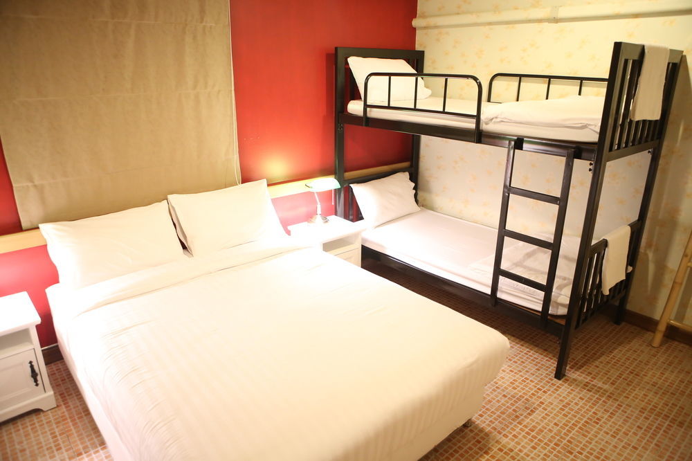 Ashi Poshtel Hostel *