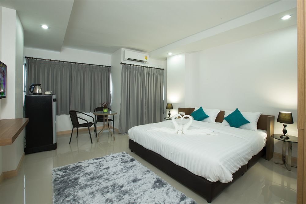 Jira Boutique 3*