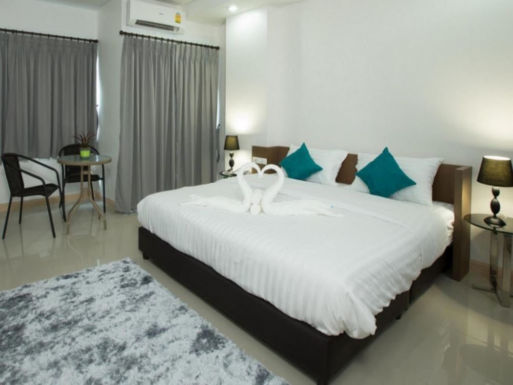 Jira Boutique 3*