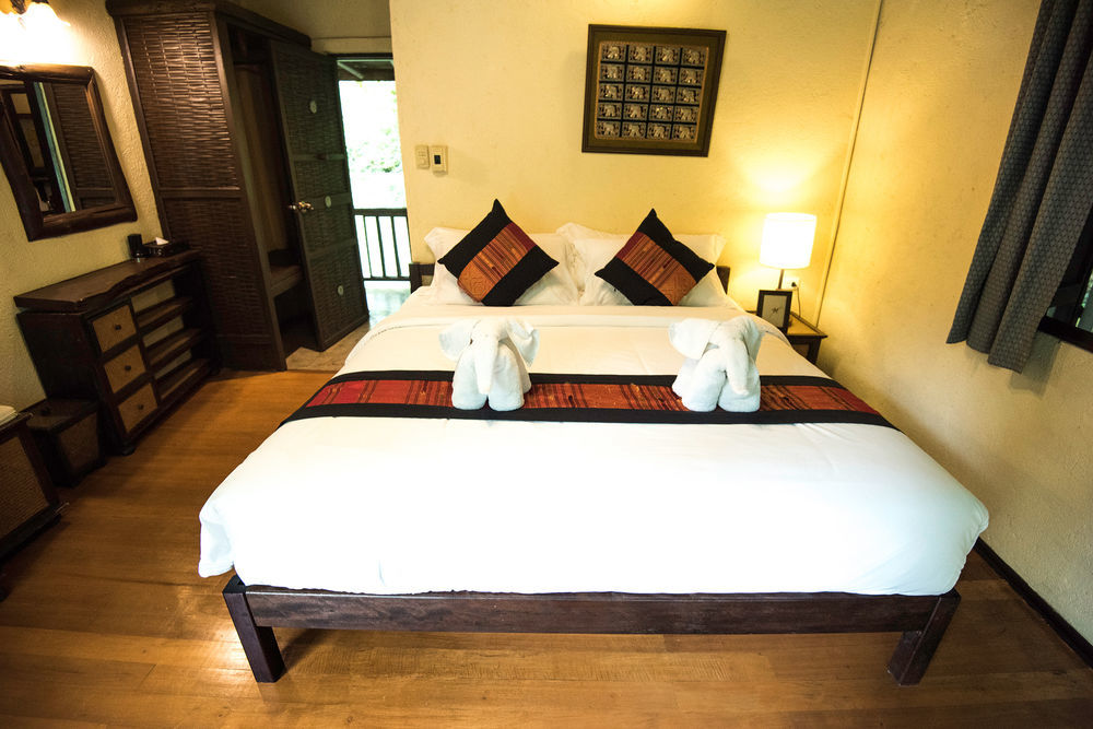 Resort E-outfitting Doikham 4*