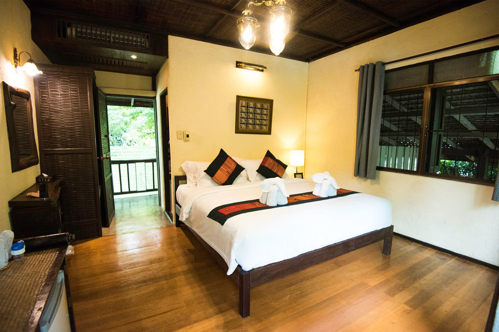 E-outfitting Doikham Resort 4*
