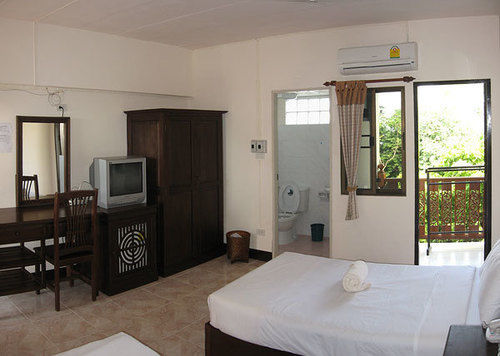 Sripoom House 1 Hotel 3*