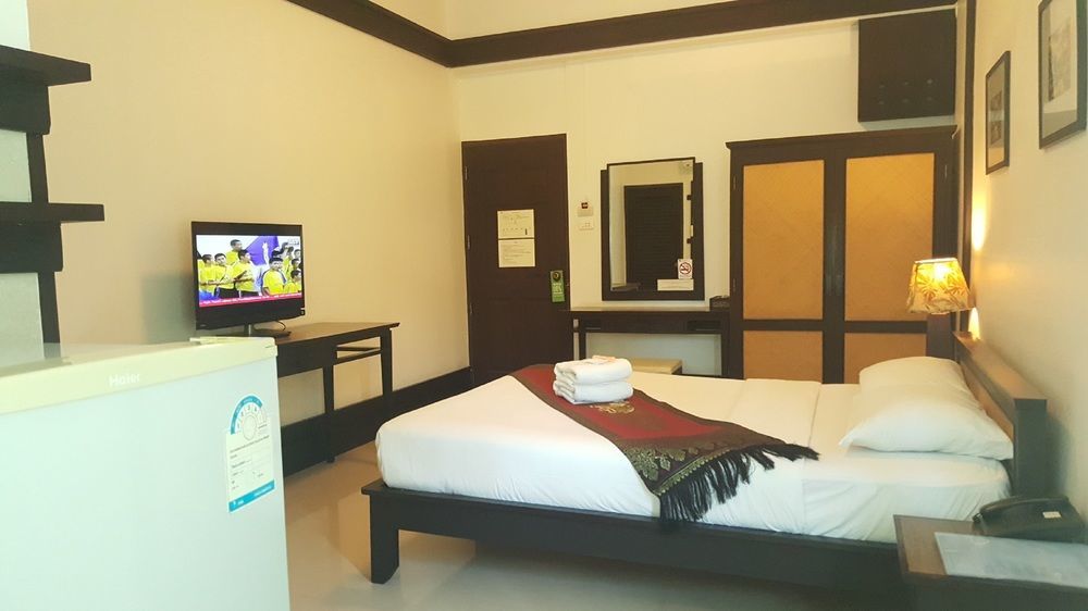Sakulchai Place Hotel