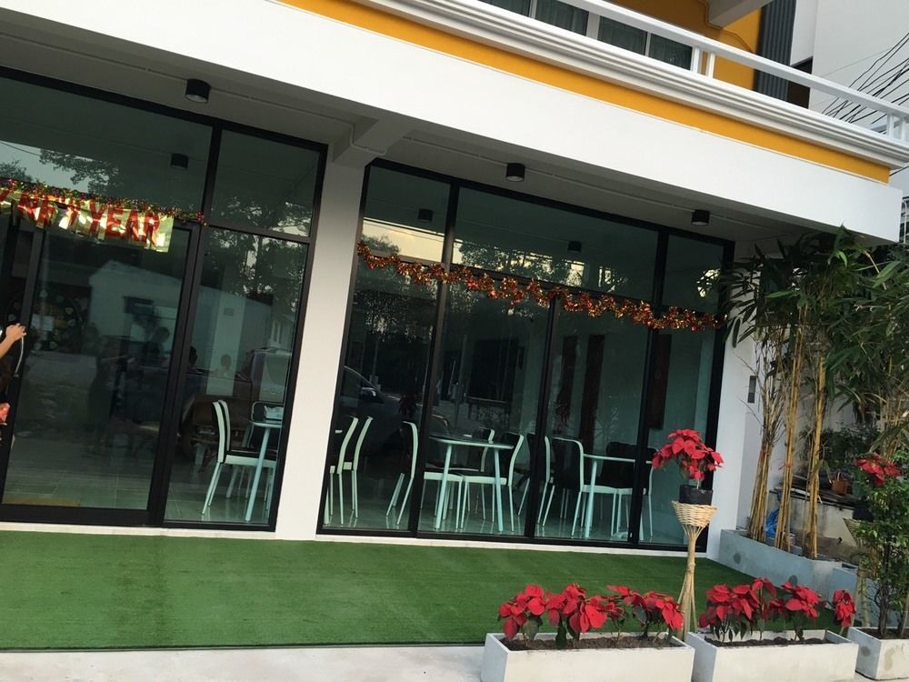 Oyo 983 The Private Hotel 2* Chiang Mai