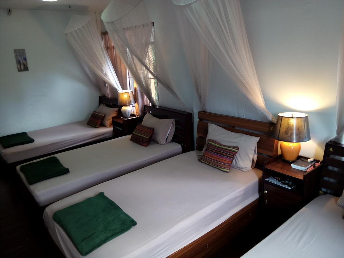 Twin House @ Tapae Albergue *