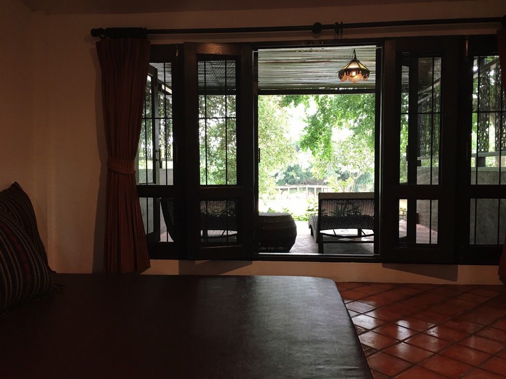 Tempat peranginan Baan Nam Ping Riverside Chiang Mai