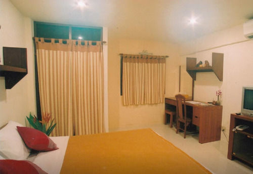 Bautong Guest house 2*
