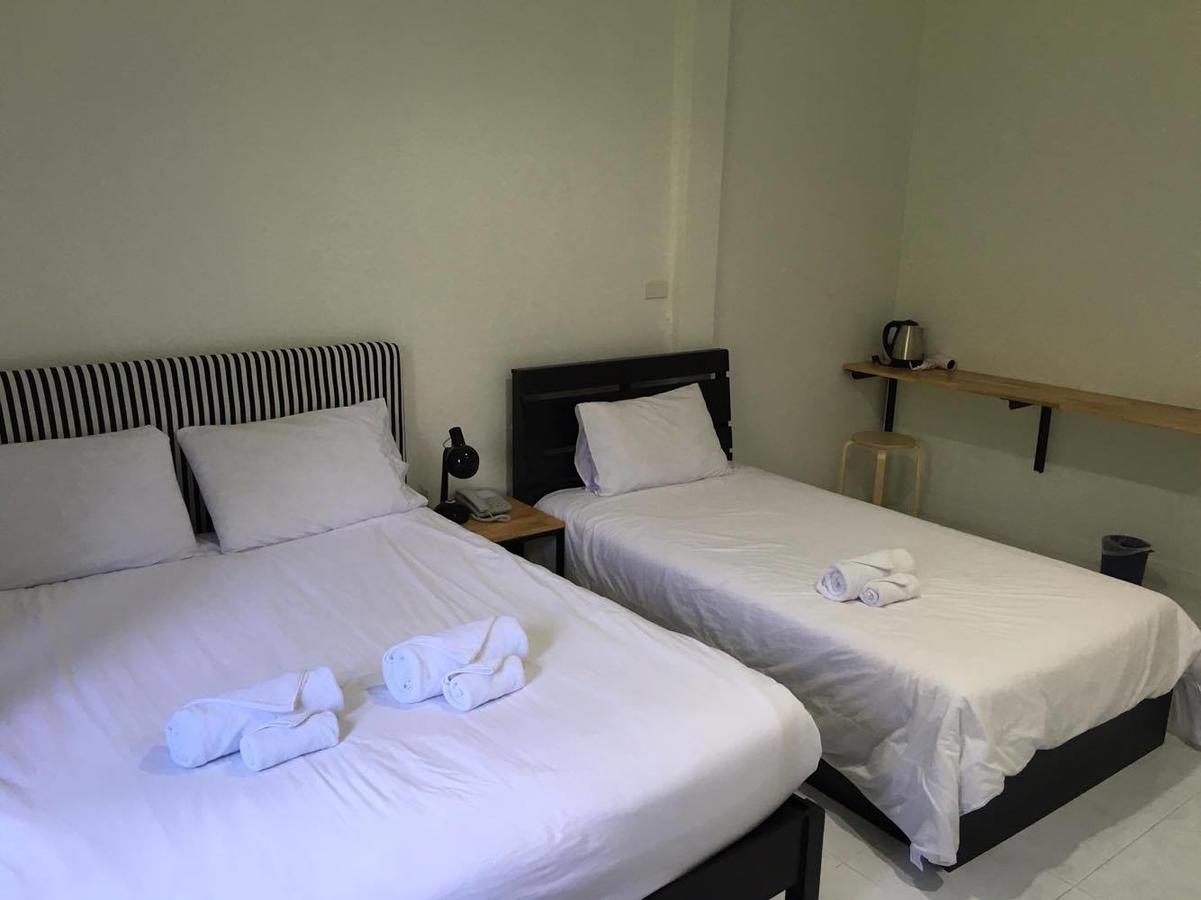 Maalamaii Hotel 2*