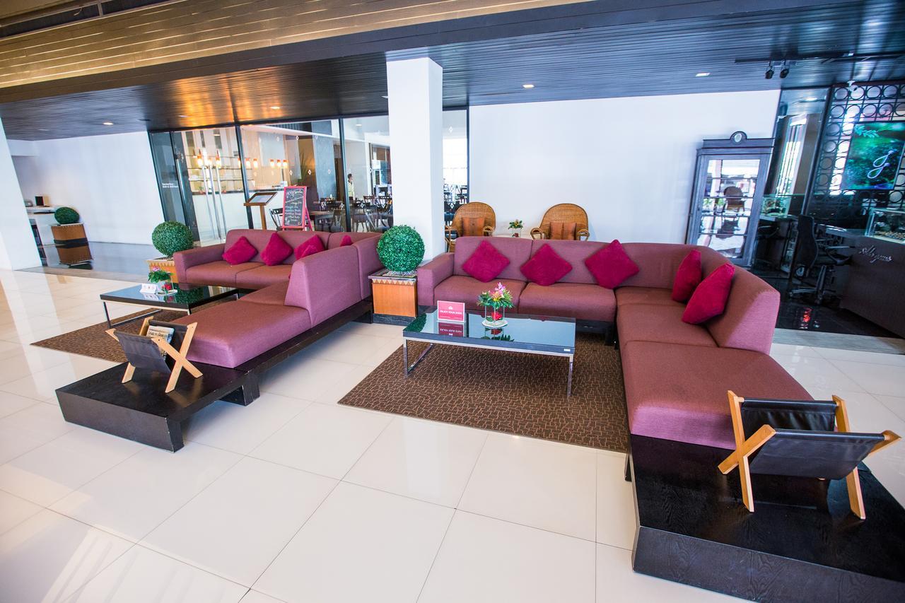 Zen Huay Kaew Road Hotel