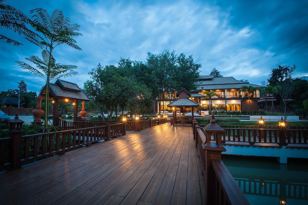 Moon Terrace & Resort 3*