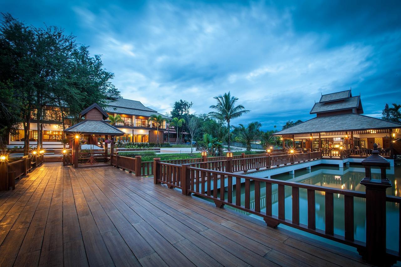 Moon Terrace & Resort 3*