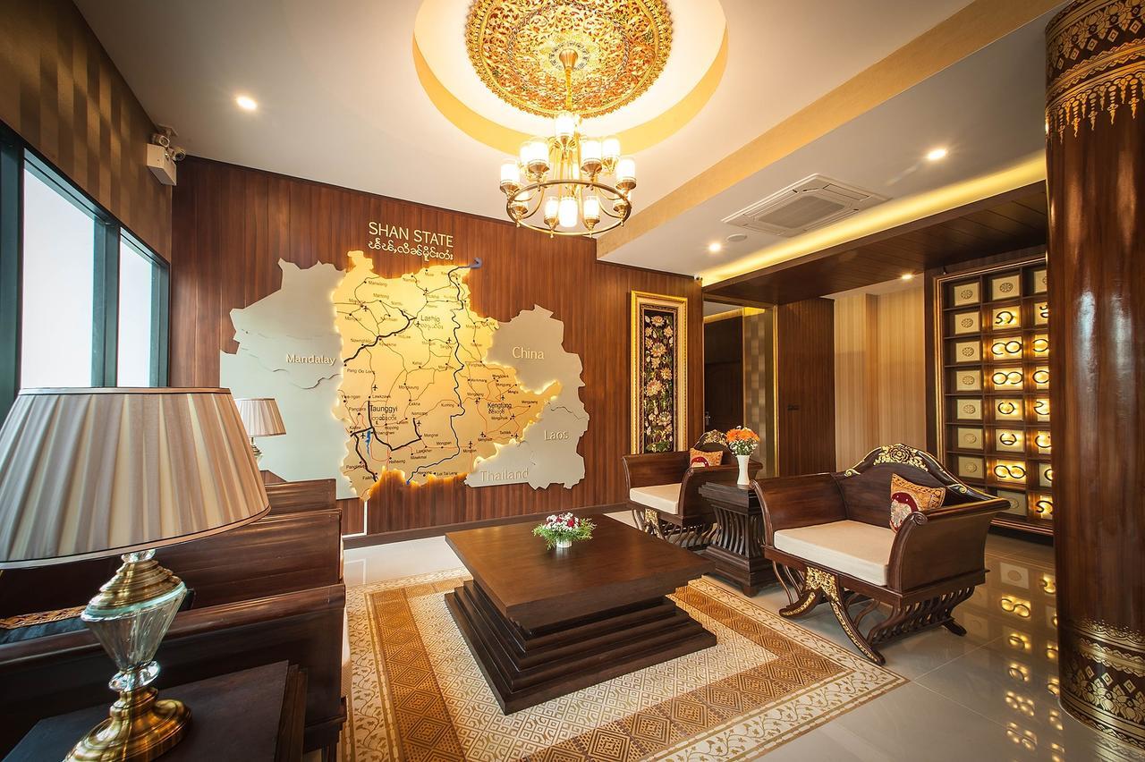 Moon Terrace & 3* Chiang Mai