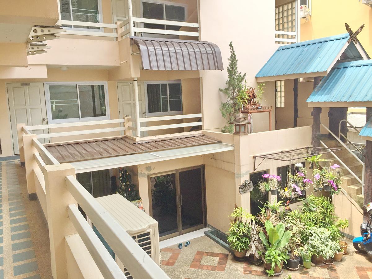 Rumah tetamu Jang Sripoom House