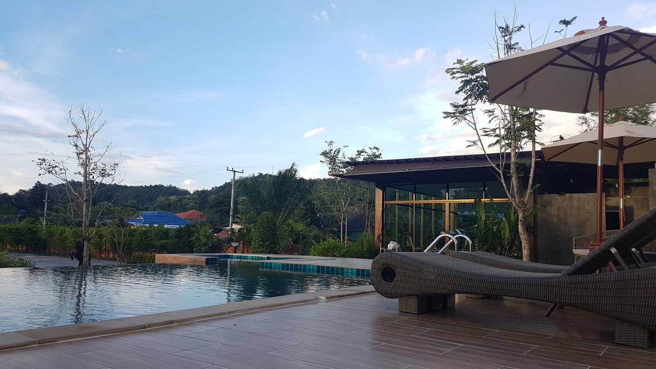 Moon Terrace & Resort
