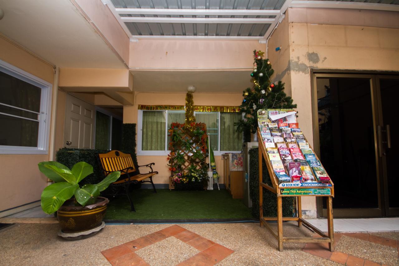 Jang Sripoom House Rumah tetamu 2*