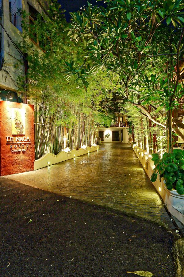 De Naga Hotel, 4*