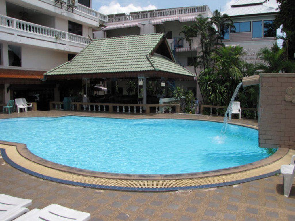 North Hotel 2*