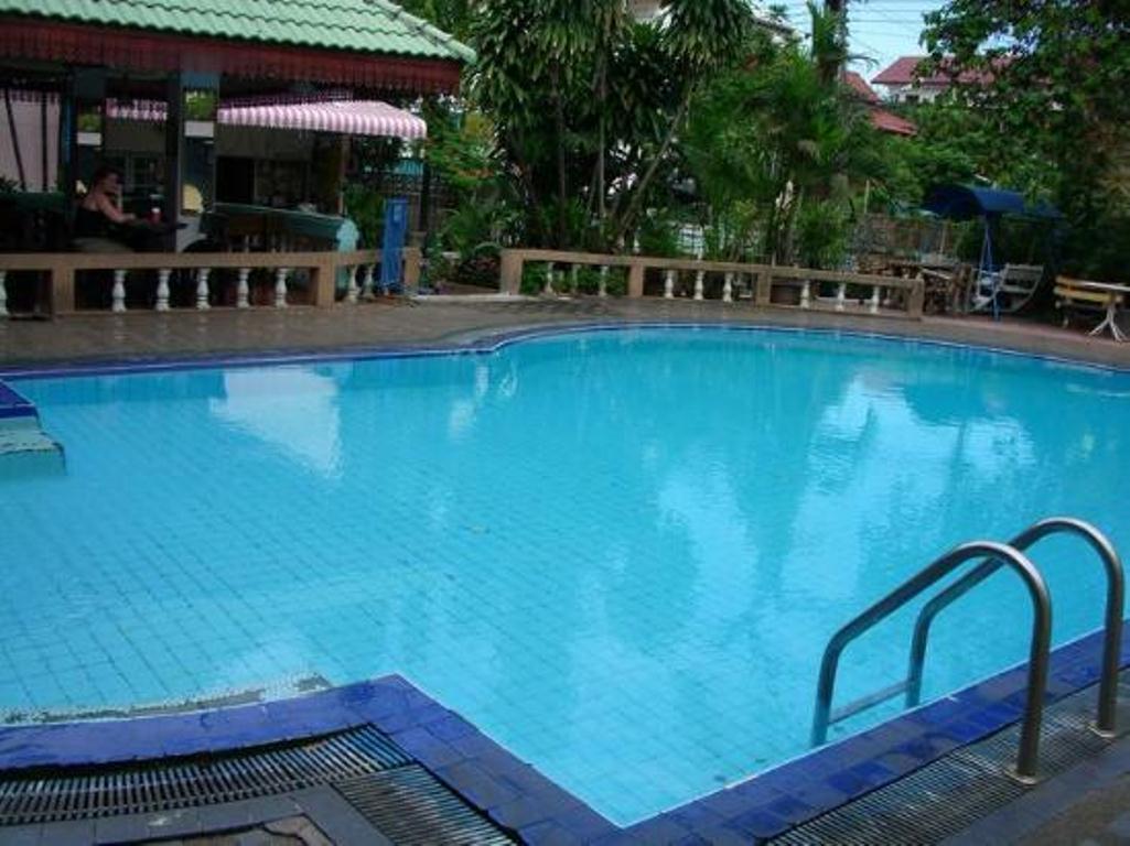 North Hotel 2*