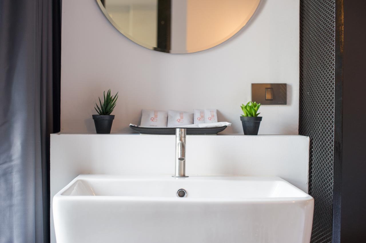 9.5hotel Chiangmai Katil