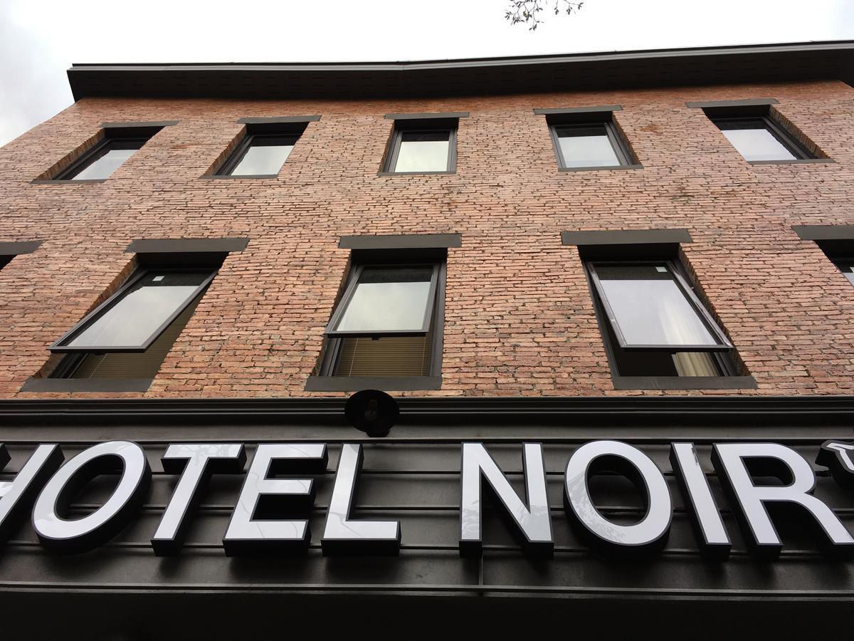 Noir Hotel 3*