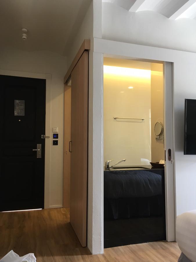 Hotel Noir 3*