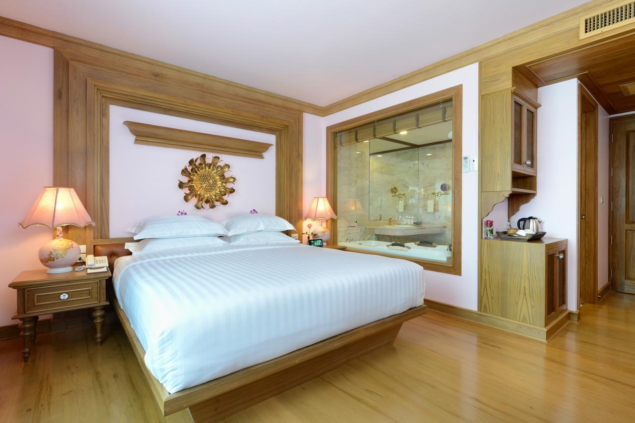 Peak Nimman Prestige Hotel 4*