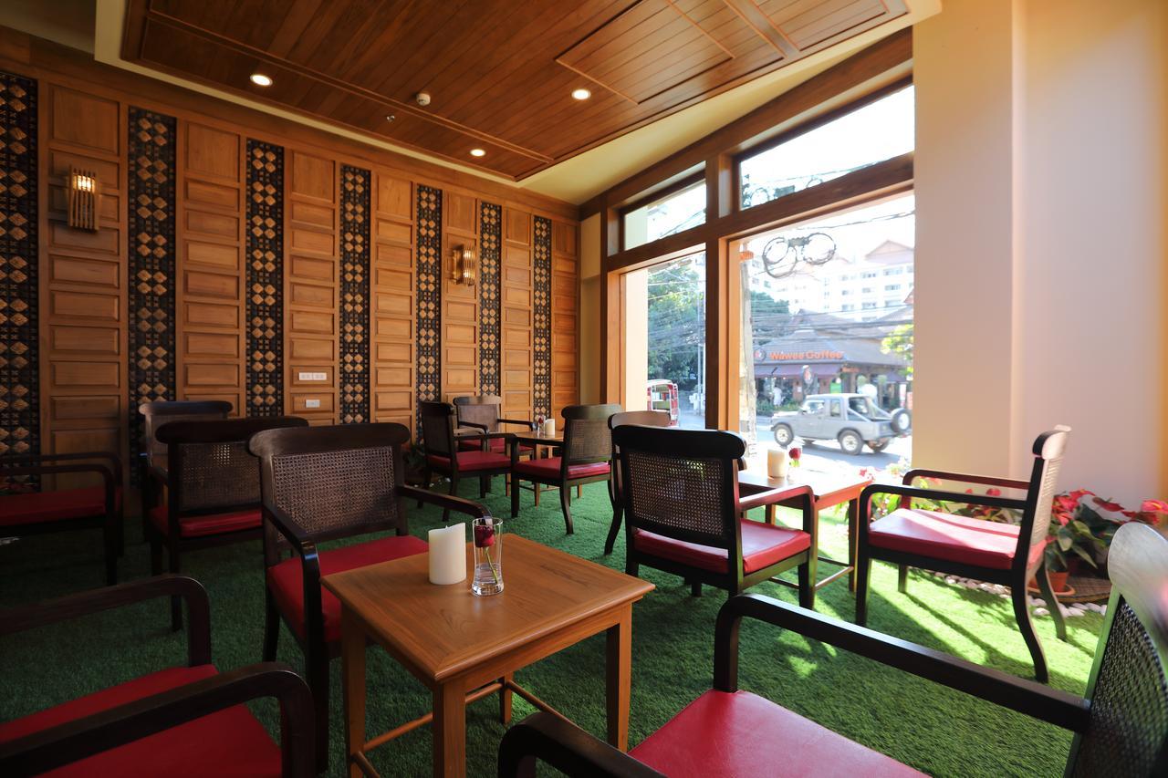 Peak Nimman Prestige Hotel