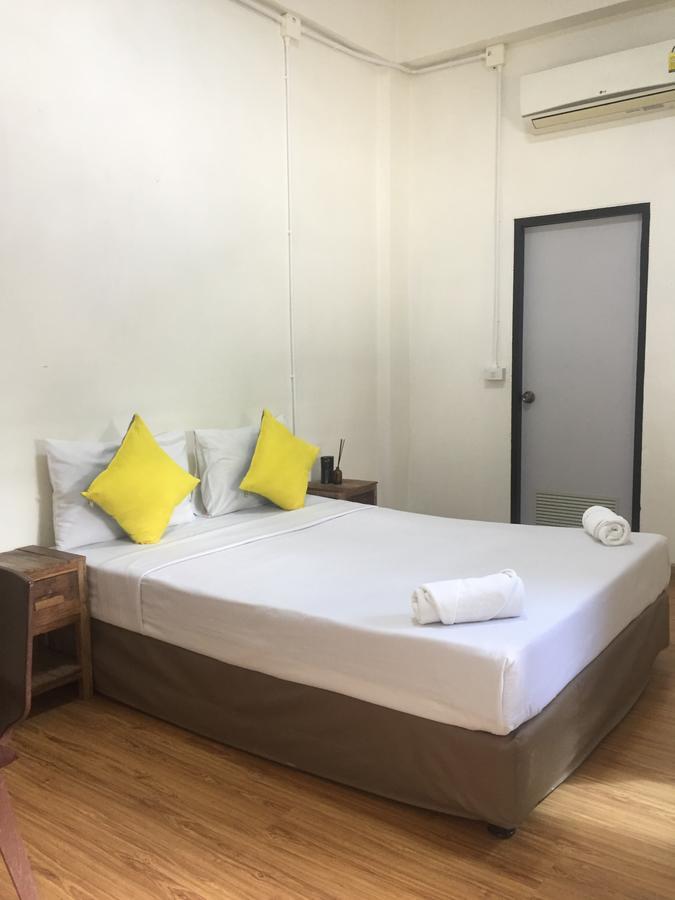 Ping River House Hostel
