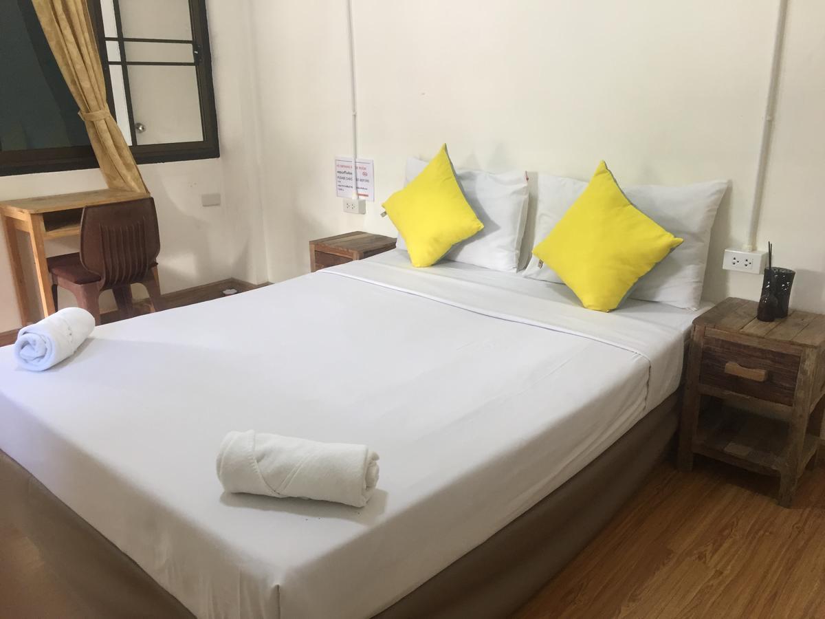 Ping River House Hostel Chiang Mai