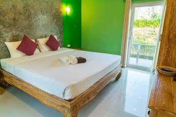 Baan Suan Him Doi Hotel