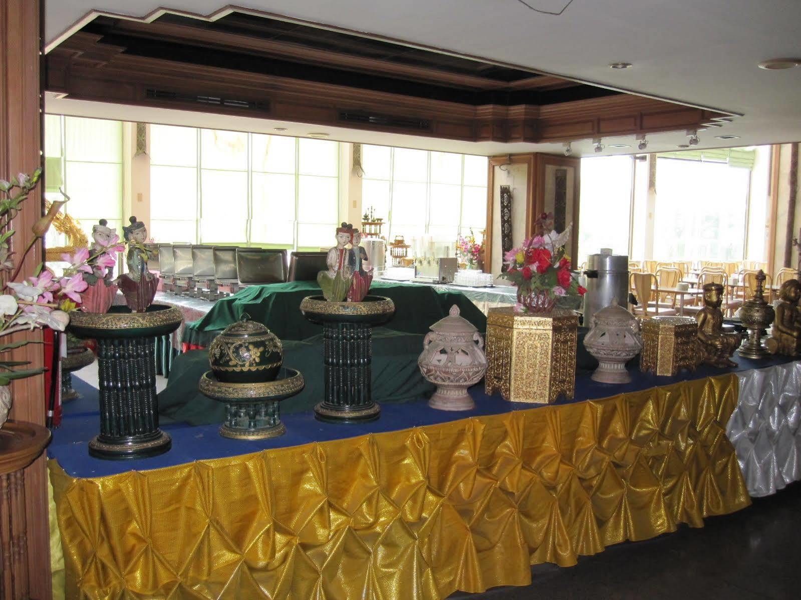 Diamond River Ping Petch-ngam Hotel 3*