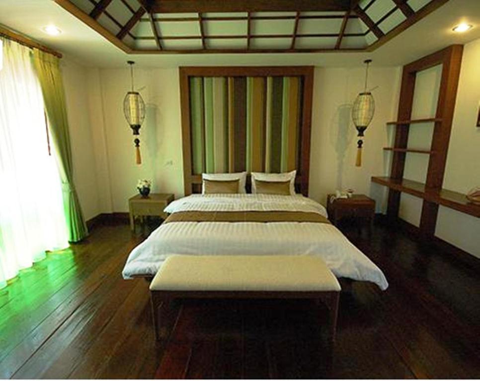 Hotel Korbhun Khinbua 3*
