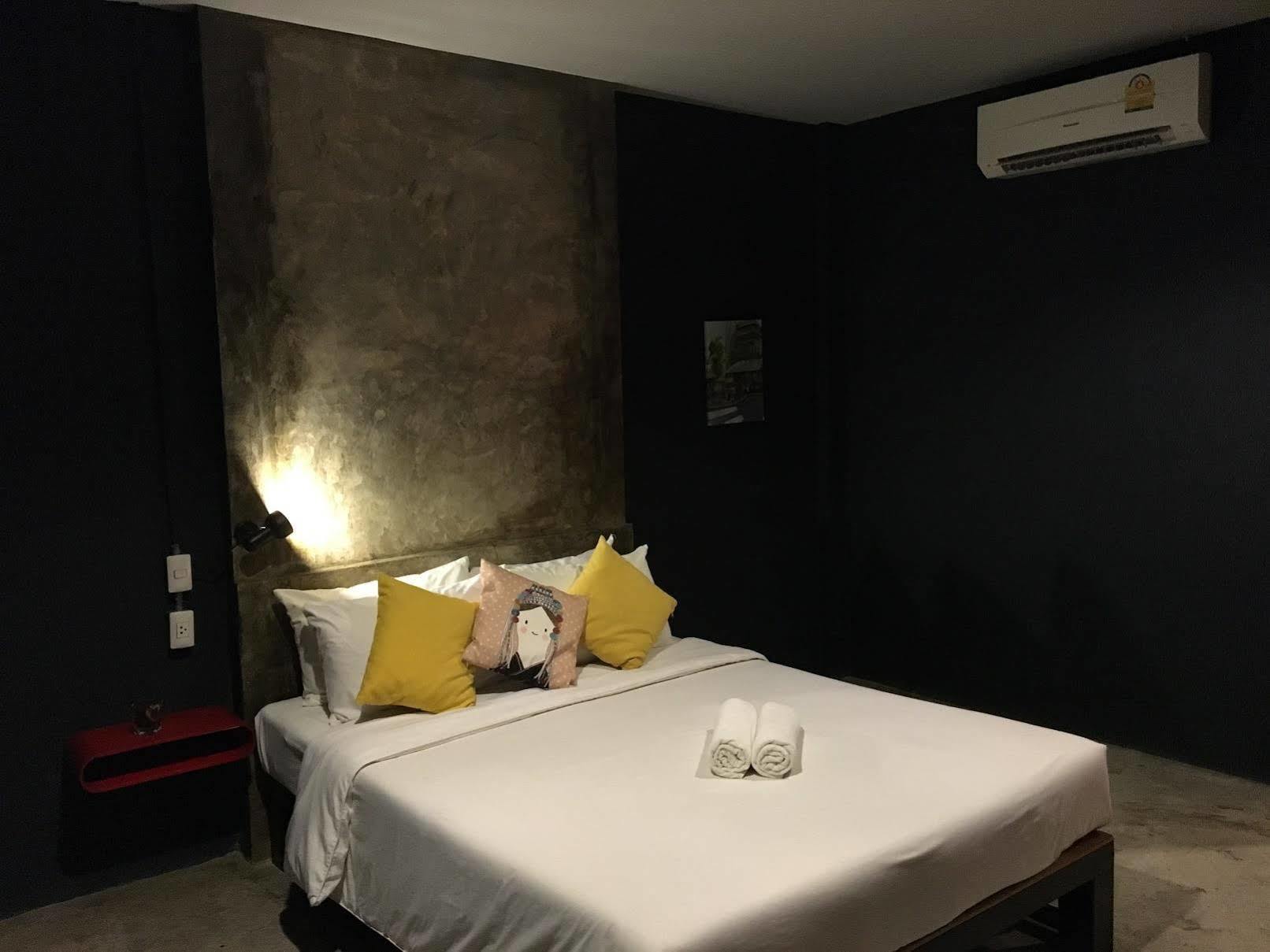 9Roomz Inn Chiang Mai