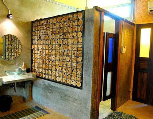 Qi 68 Tempat peranginan 2*