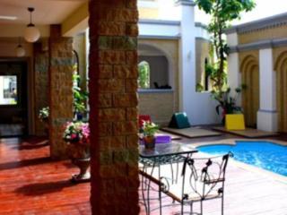 Hotel The Castle 3*