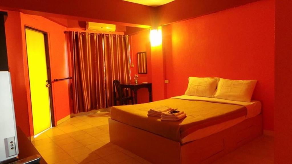 Hotel Phusiri Place 2*