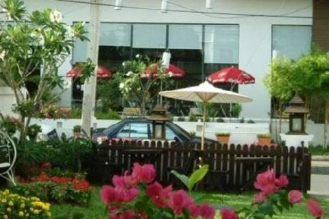 Guest house Rachamankha Flora House