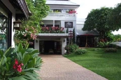 Guest house Rachamankha Flora House