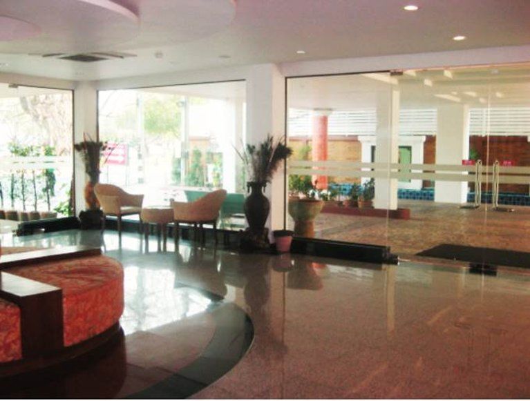 Hotel Wangburapa Grand 3*