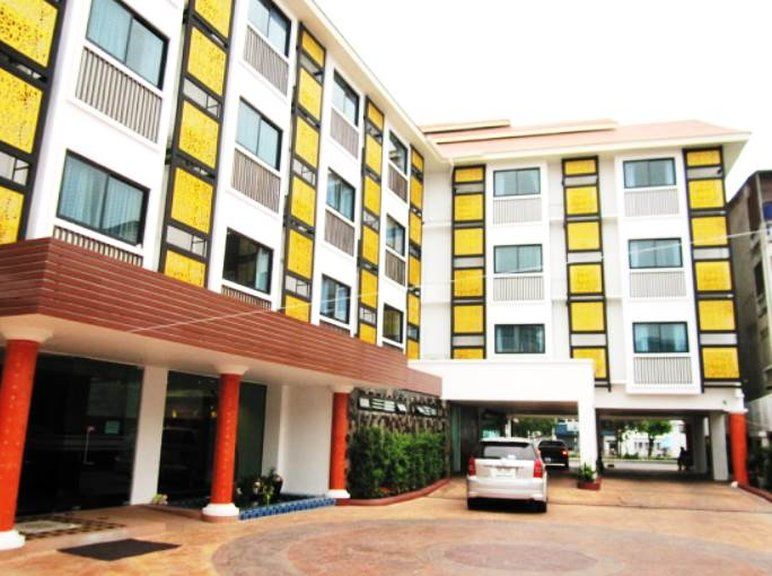 Wangburapa Grand Hotel
