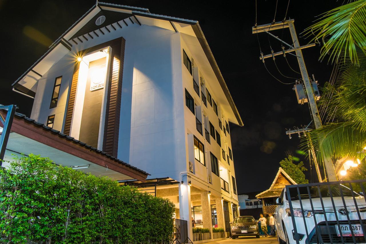Hotel Na Baanya 3*