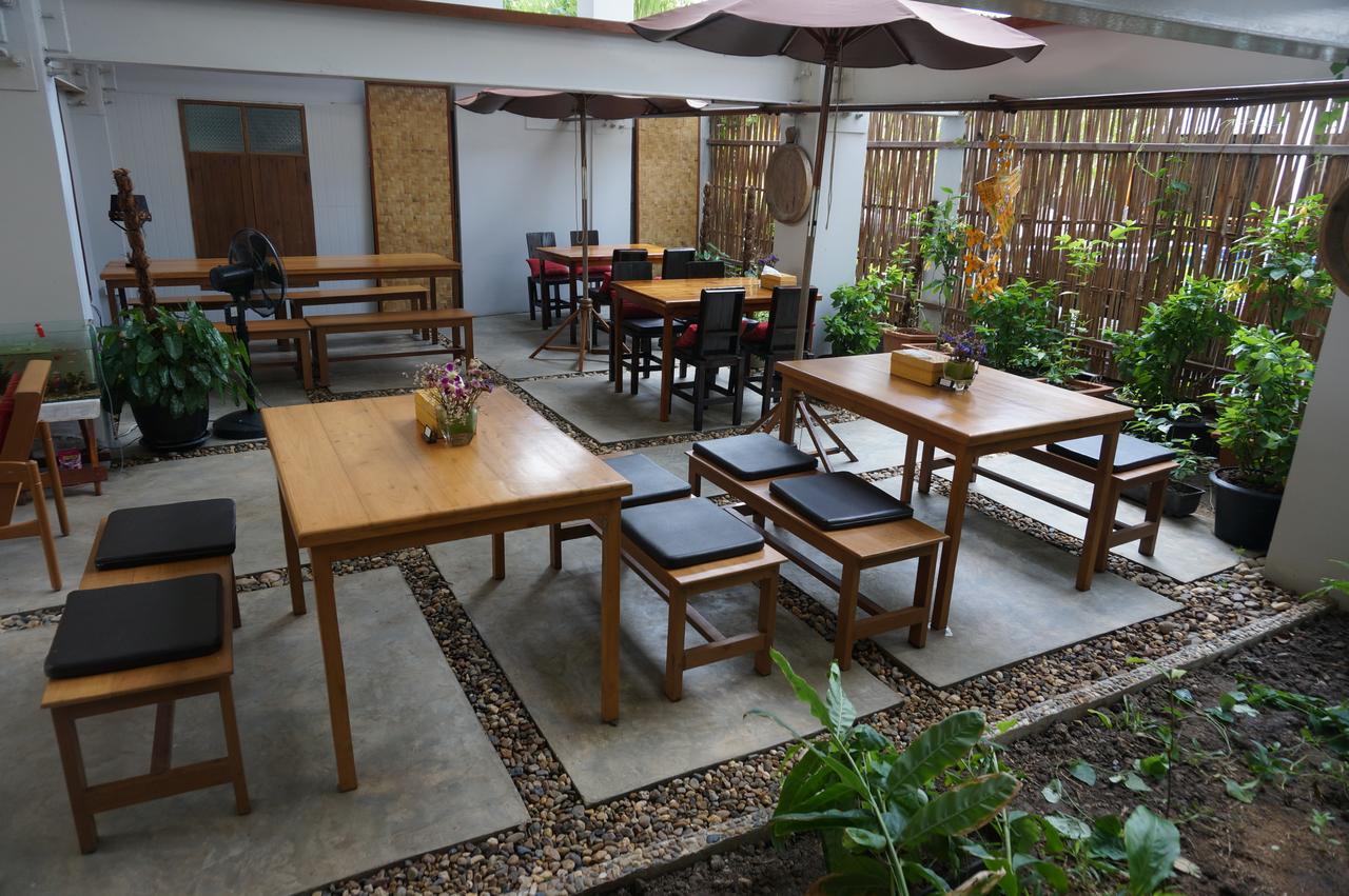 Sugarcane Hotel
