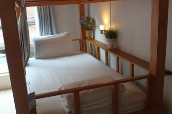 Nimman Bunk Chiang Mai