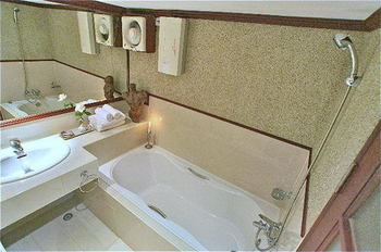 Lotus Hotel