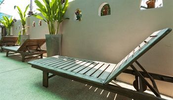 Thaphae Garden Guest house
