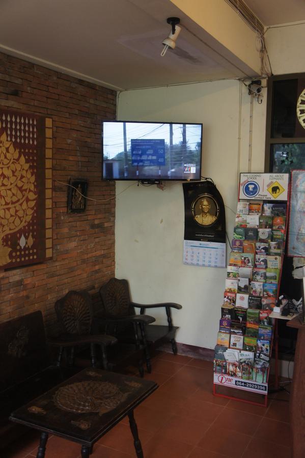 Hostel Jj *