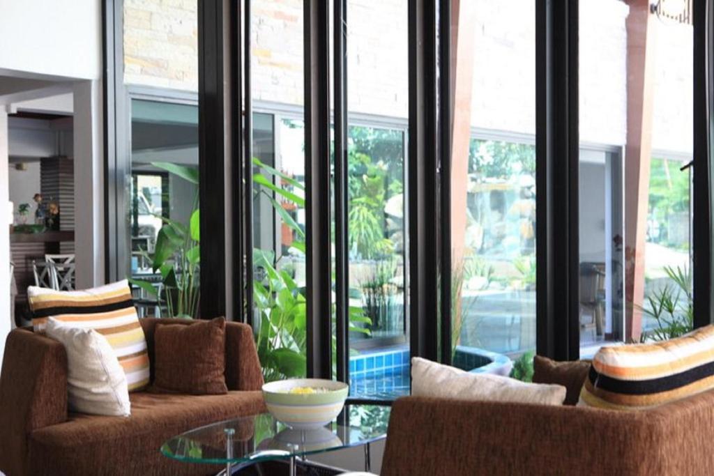 Huay Kaew Palace 1 Hotel
