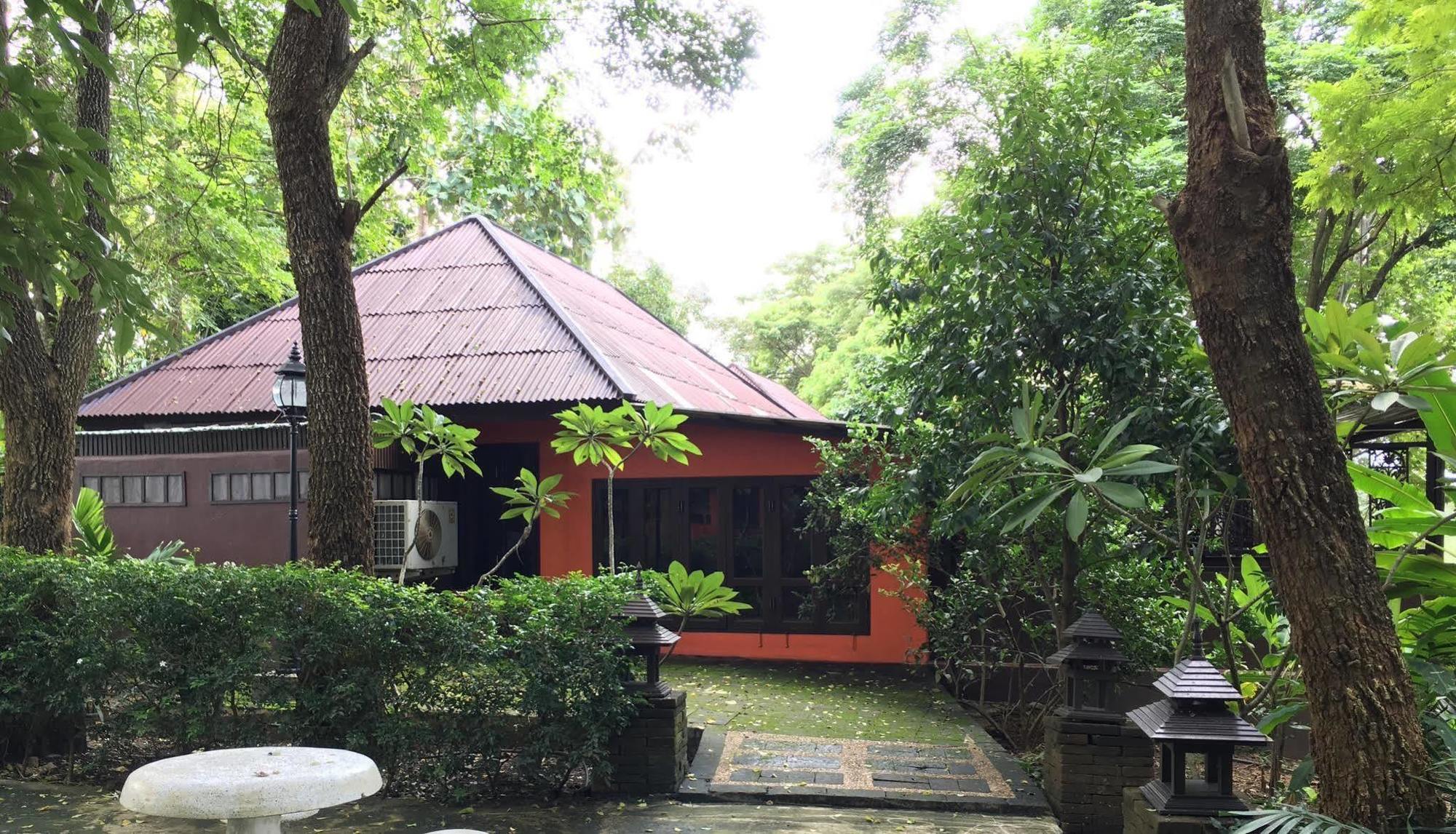 Baan Namping Riverside Village 3* Chiang Mai