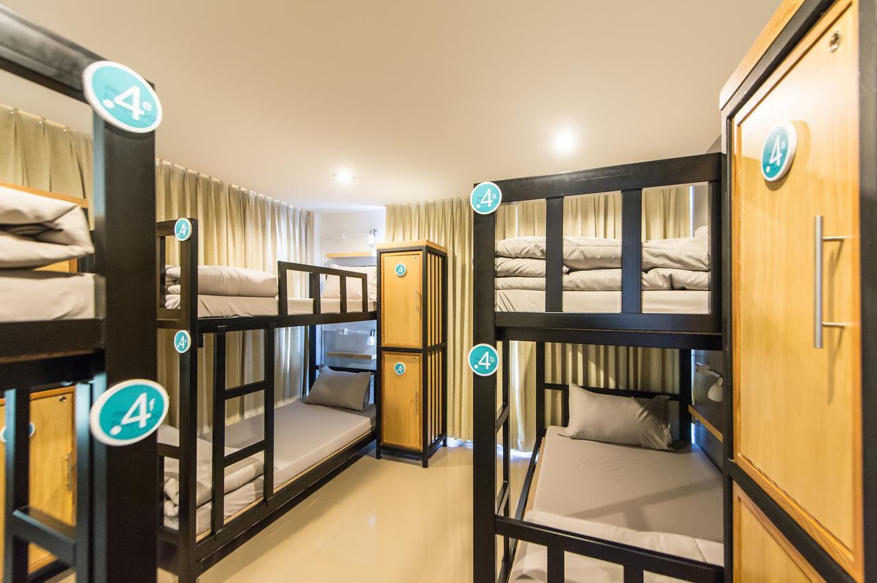 Full Stop. Hostel *